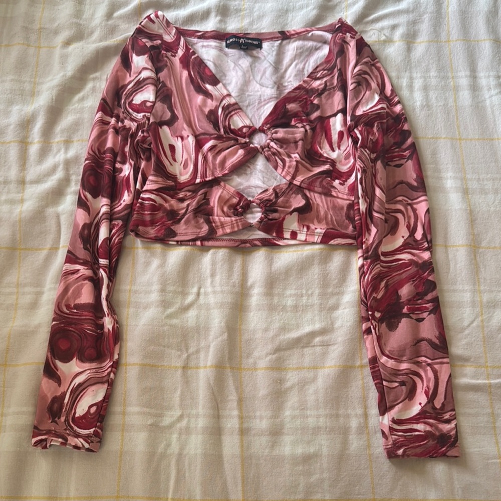PrettyLittleThing Red and White Crop Tie Front Blouse